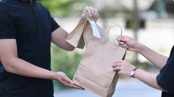 Stop Paying 30% Commissions: How to Build a Zero-Fee Online Ordering System for Your Restaurant